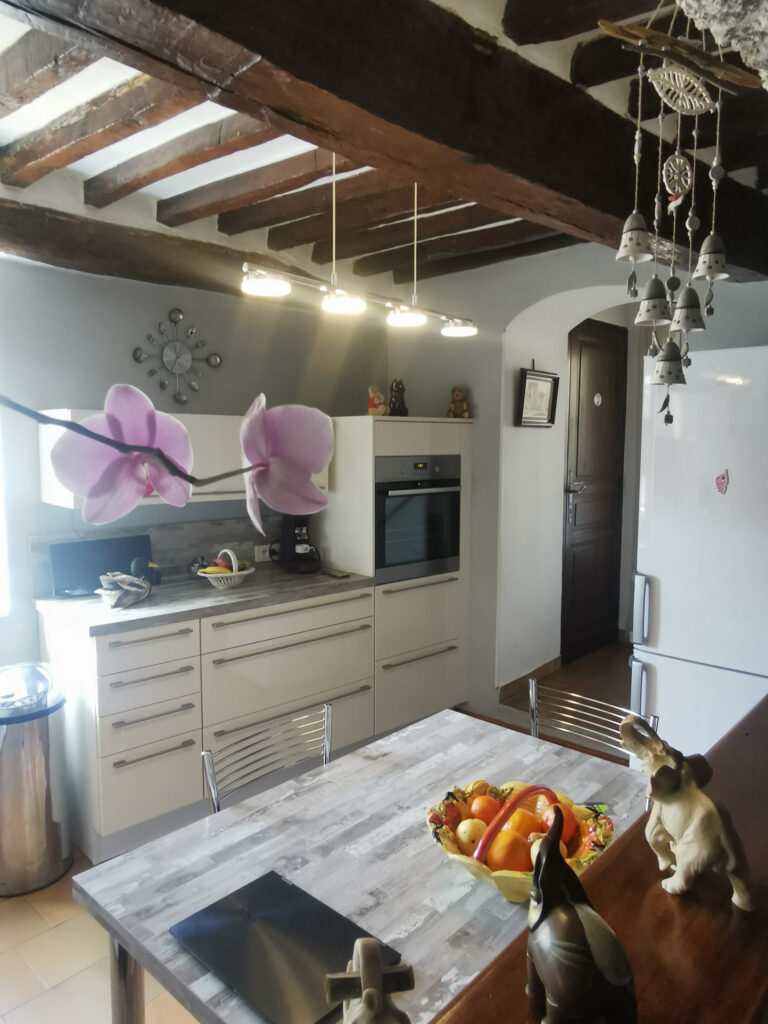 Maison en pierres LUZIERS  – 5 pièces – 4 chambres – NR  – 120 m²