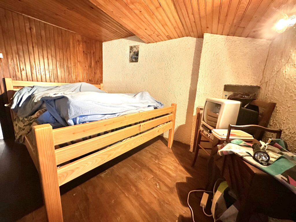 Maison de village 3 pièces 35m2 – 3 pièces – 2 chambres – NR  – 35 m²