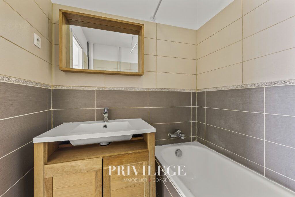 Appartement Le Cannet 2 pièces avec balcon – 2 pièces – 1 chambre – 8  – 44 m²