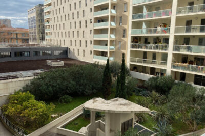 Appartement T3 + terrasse + parking secteur Joliette – 3 pièces – 2 chambres – 62.23 m²