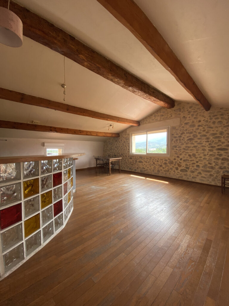 APPARTEMENT T3 – 68,65m2 – 3 pièces – 2 chambres – 6  – 68.65 m²