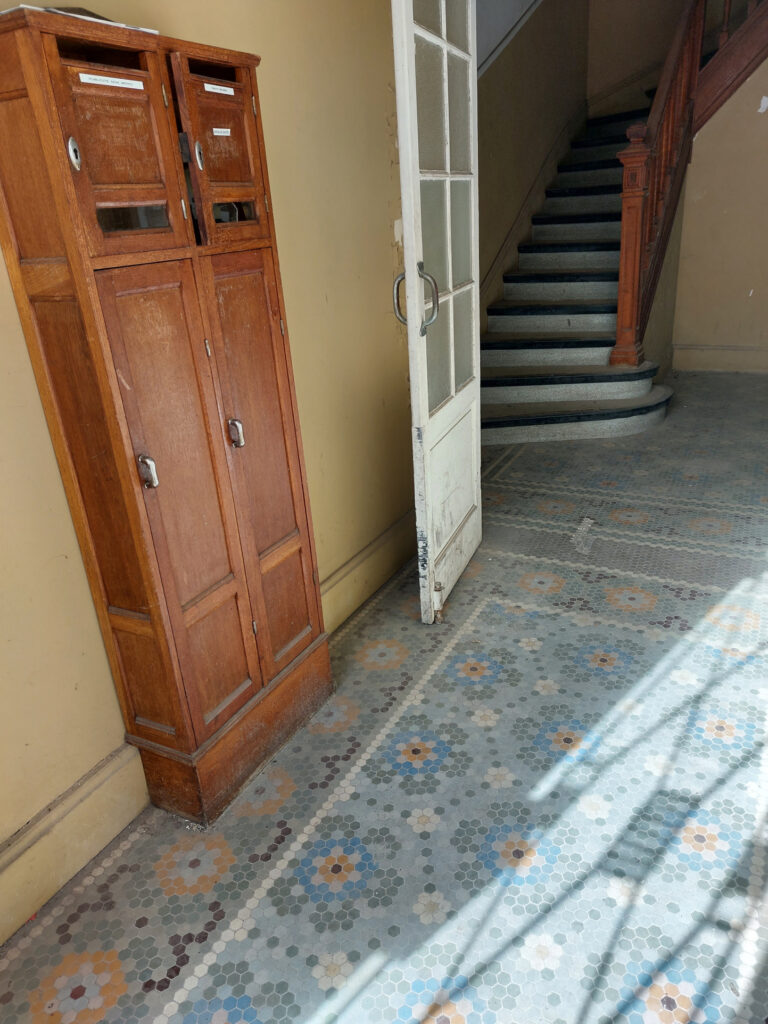 Immeuble de 450 m2 en plein centre-ville à Vichy – NR pièces – NR chambres – 6  – 450 m²