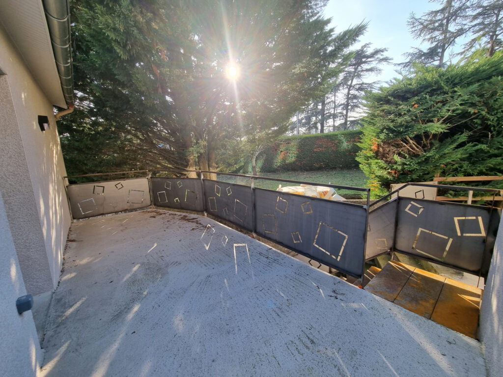 maison centre ville avec petit extérieur – 4 pièces – 2 chambres – 6  – 76 m²