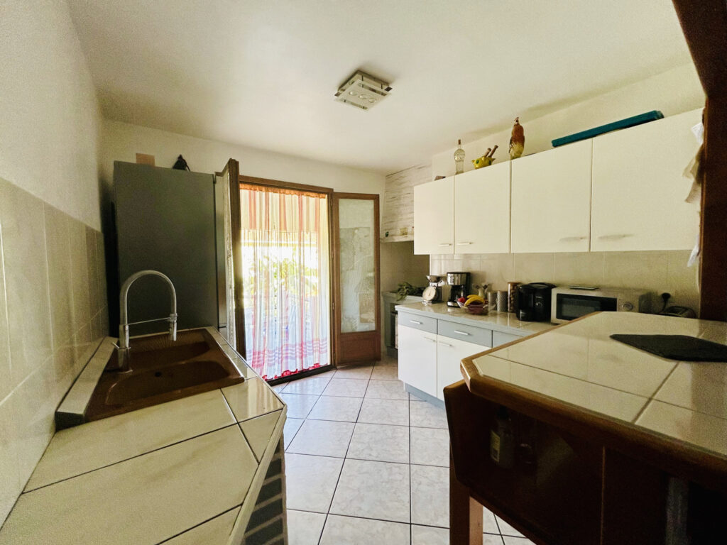 MAISON F4 DE PLAIN PIED AVEC TERRASSES, GARAGE ET JARDIN – 4 pièces – 3 chambres – 6  – 80.35 m²