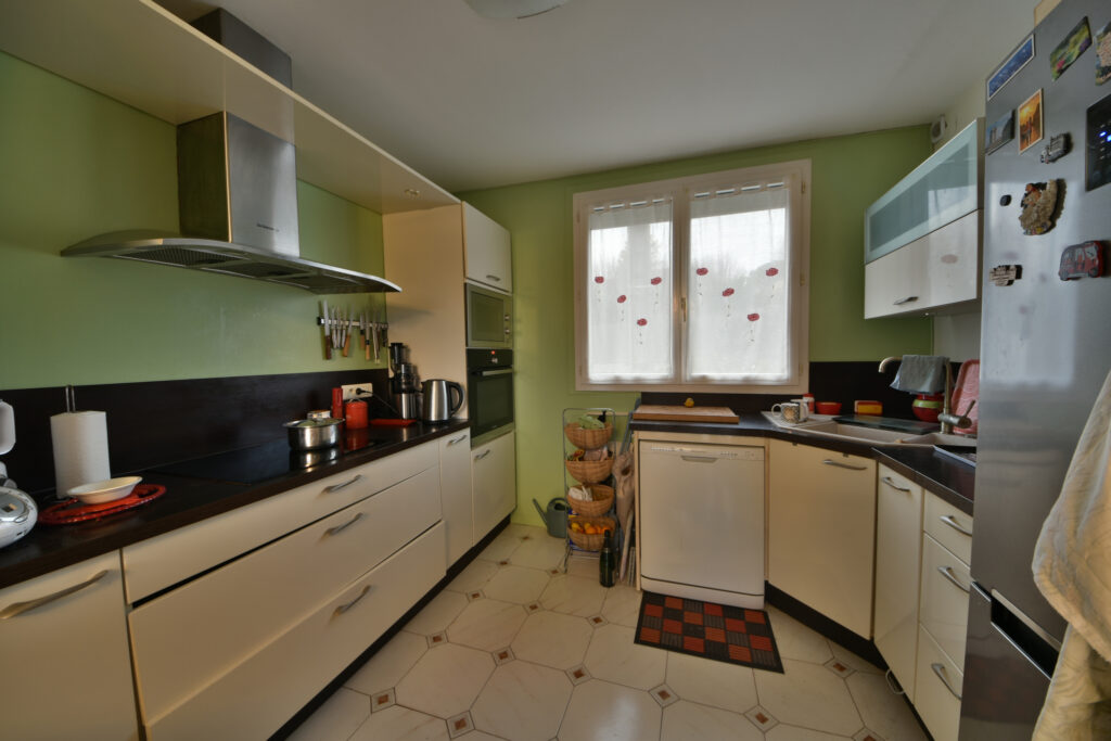 MAISON 7 PIECES – 7 pièces – 4 chambres – 6  – 167 m²