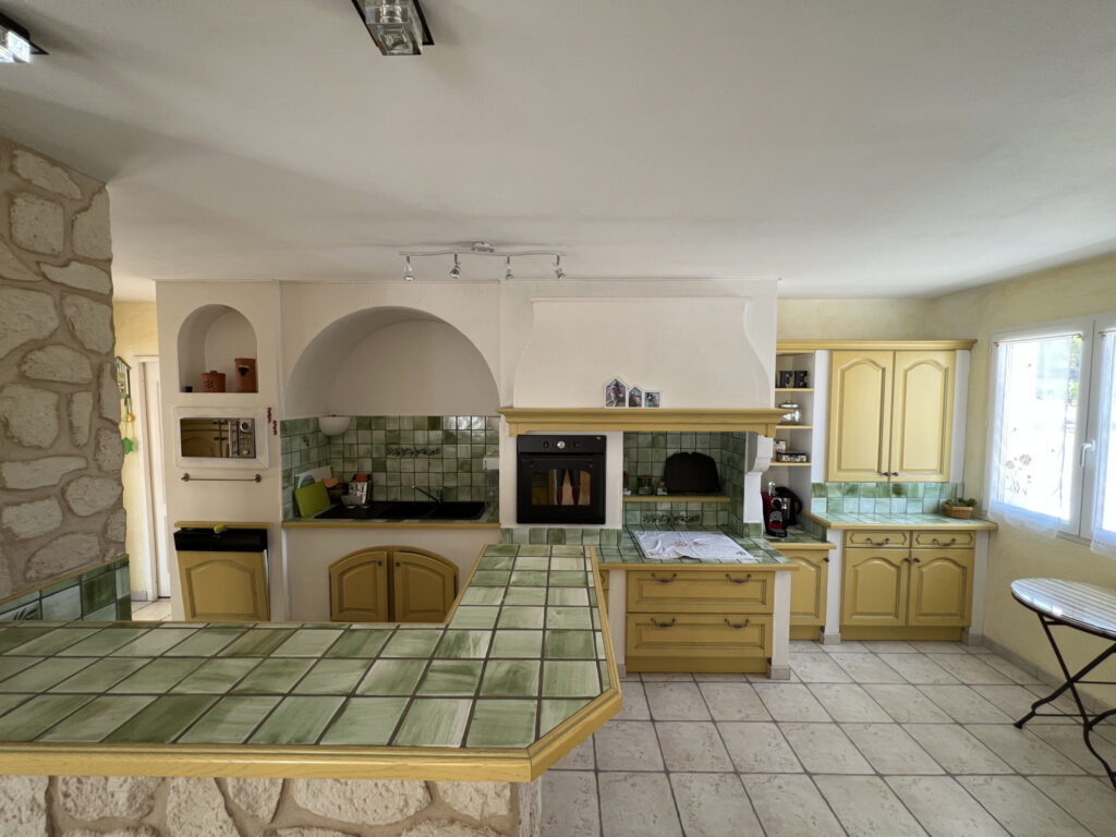 VILLA DE STANDING AVEC PISCINE QUARTIER MARAVAL CAP D’AGDE – 6 pièces – 4 chambres – 6  – 180 m²