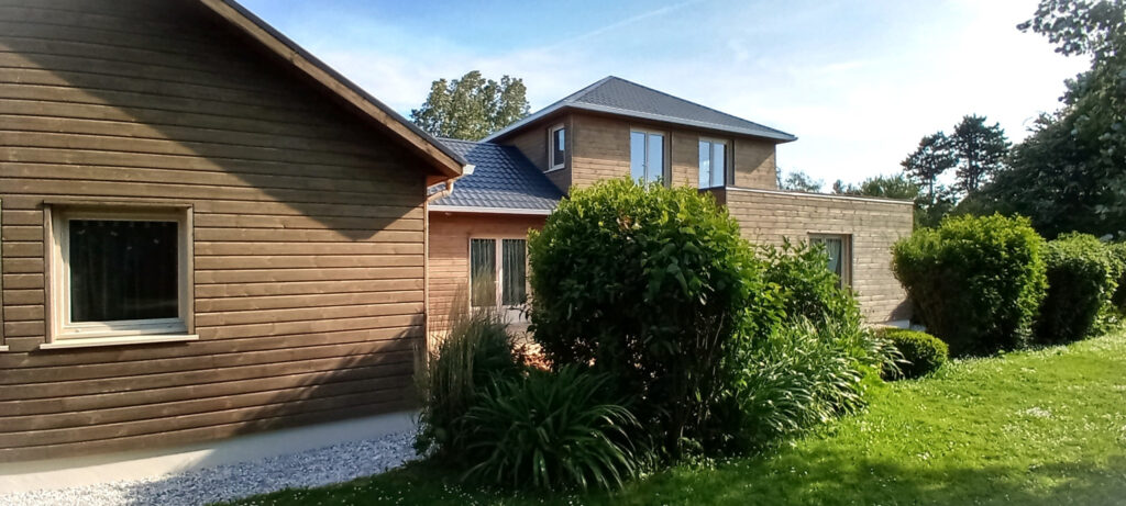 A VENDRE EN EXCLUSIVITE BORD DE MER JOLIE MAISON CONTEMPORAI – 7 pièces – 5 chambres – 6  – 218 m²