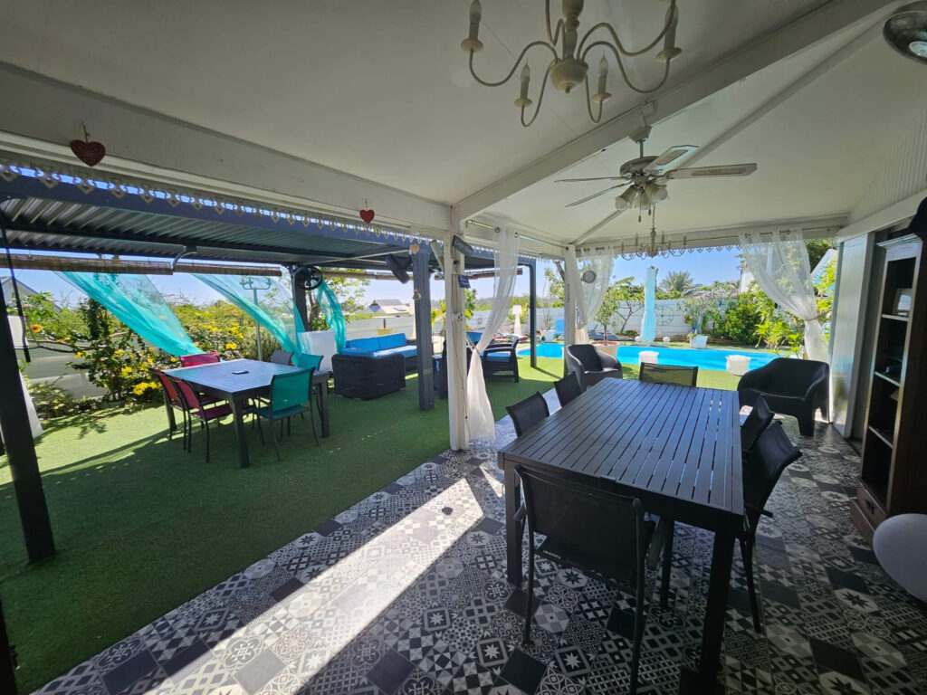 Charmante maison de La Saline Les Bains – 5 pièces – 4 chambres – 6  – 122 m²