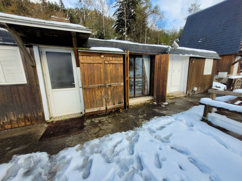 Chalet mitoyen sur Guzet la station – 2 pièces – 1 chambre – 6  – 30.83 m²