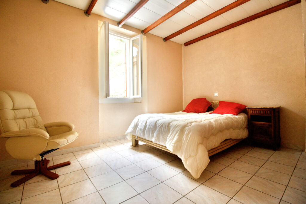 Maison 100m2 ST MARTIN DE VALGAGUES – 4 pièces – 3 chambres – NR  – 100 m²