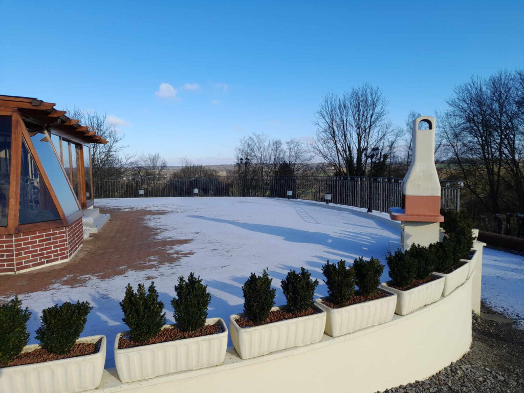 Un bijou (semi-plain-pied) sur 46 ares – 9 pièces – 6 chambres – 6  – 200 m²