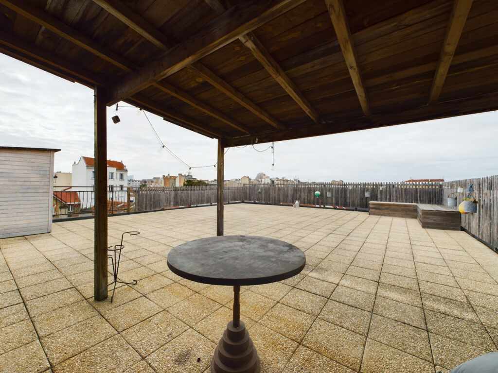 Appartement 5 pièces avec terrasse  – 5 pièces – 3 chambres – 6  – 135 m²