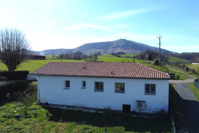 Maison de plain-pied – 4 pièces – 3 chambres – 94 m²