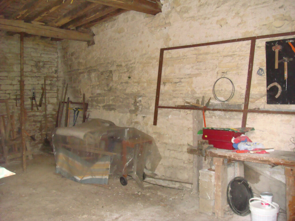  MAISON DE CHARME – 6 pièces – 4 chambres – 2  – 130 m²