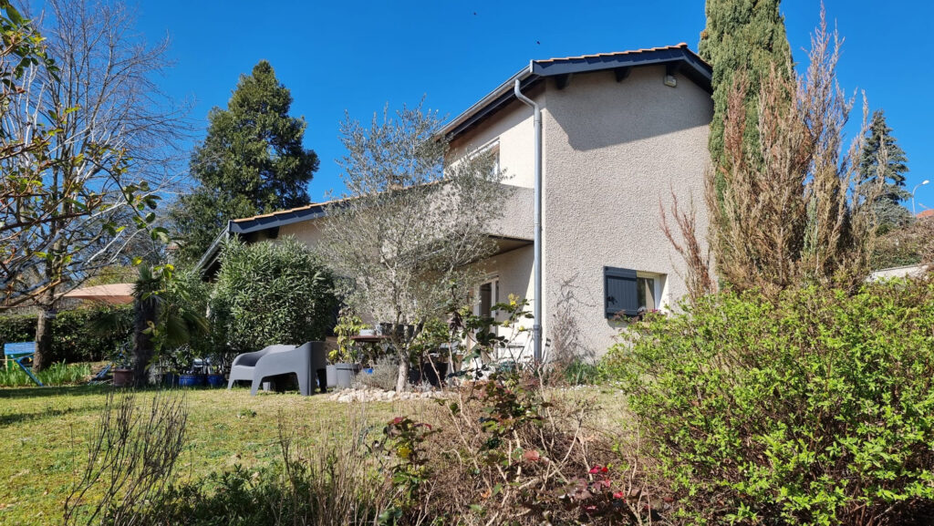 Maison Architecte – 6 pièces – 4 chambres – 8  – 170 m²