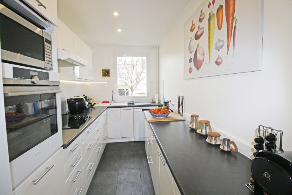 Appartement 3 pièces 85m2 – 3 pièces – 1 chambre – 6  – 85.12 m²