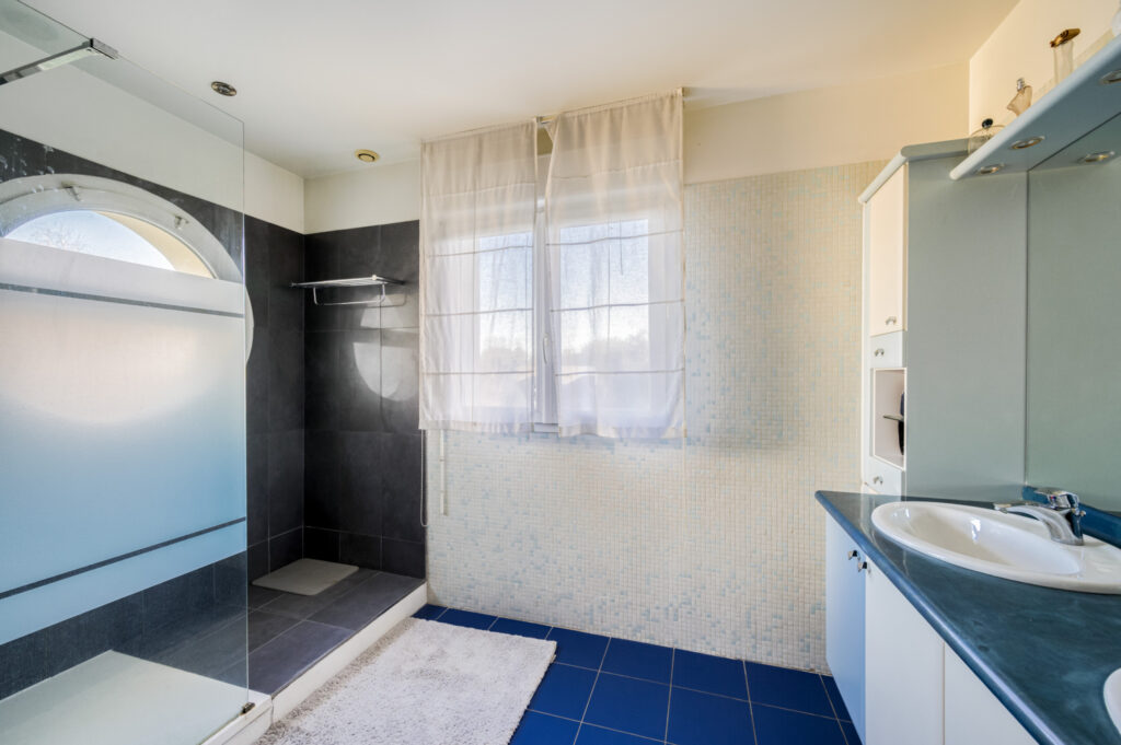 Villa d’Architecte Contemporaine volume et vue exceptionnels – 8 pièces – 5 chambres – 4  – 238 m²