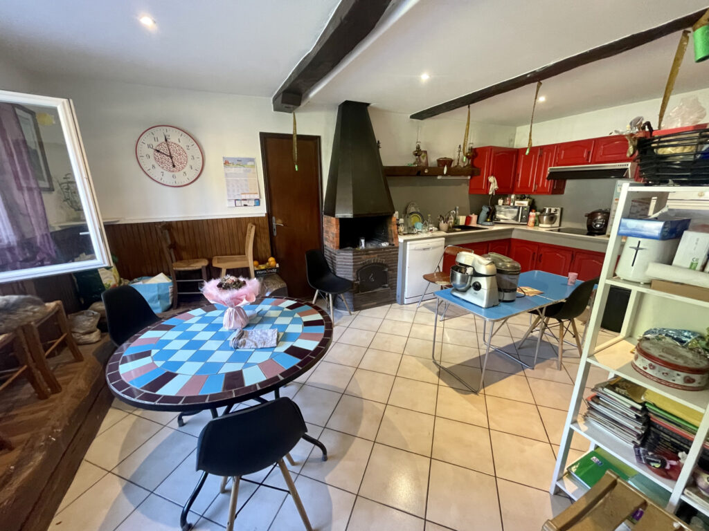 Maison 5 chambres, vue montagnes – 6 pièces – 5 chambres – 2  – 173.78 m²