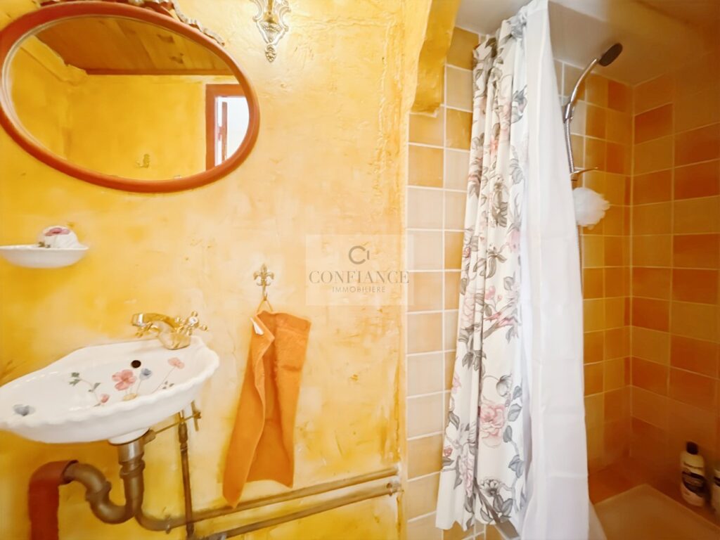 Maison de village – 3 pièces – 2 chambres – 70 m²