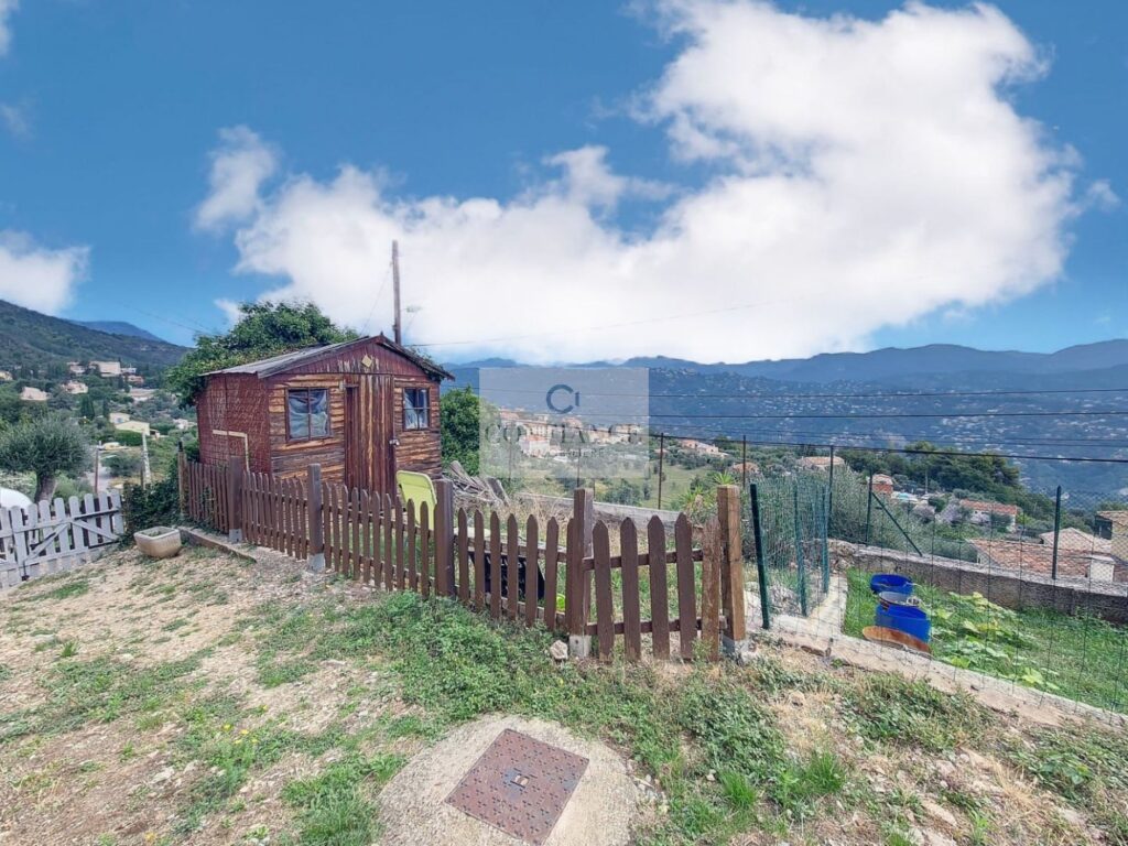 Appartement – 4 pièces – 3 chambres – 82 m²