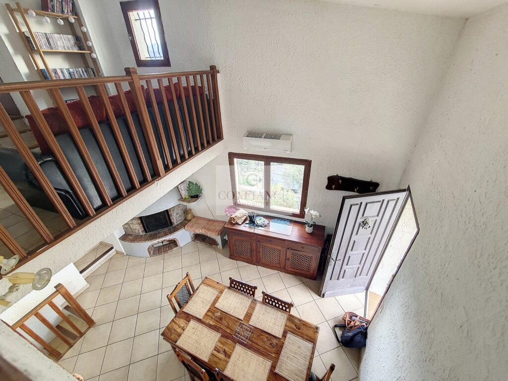 Appartement – 4 pièces – 3 chambres – 82 m²