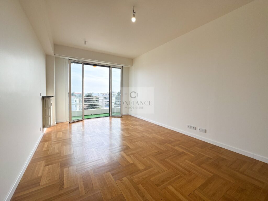Appartement – 4 pièces – 3 chambres – 80 m²