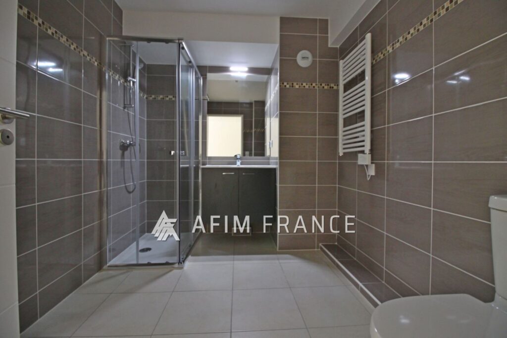 Cap d’Ail, rue Jean Bono, aux portes de Monaco, spacieux studi – 1 pièce – NR chambres – 32.11 m²