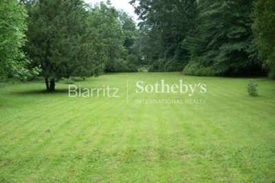 Rare – Château XIXᵉ de 550 m² sur parc arboré de 1,6 ha avec étang – Centre de Dax – 15 pièces – 7 chambres – 550 m²