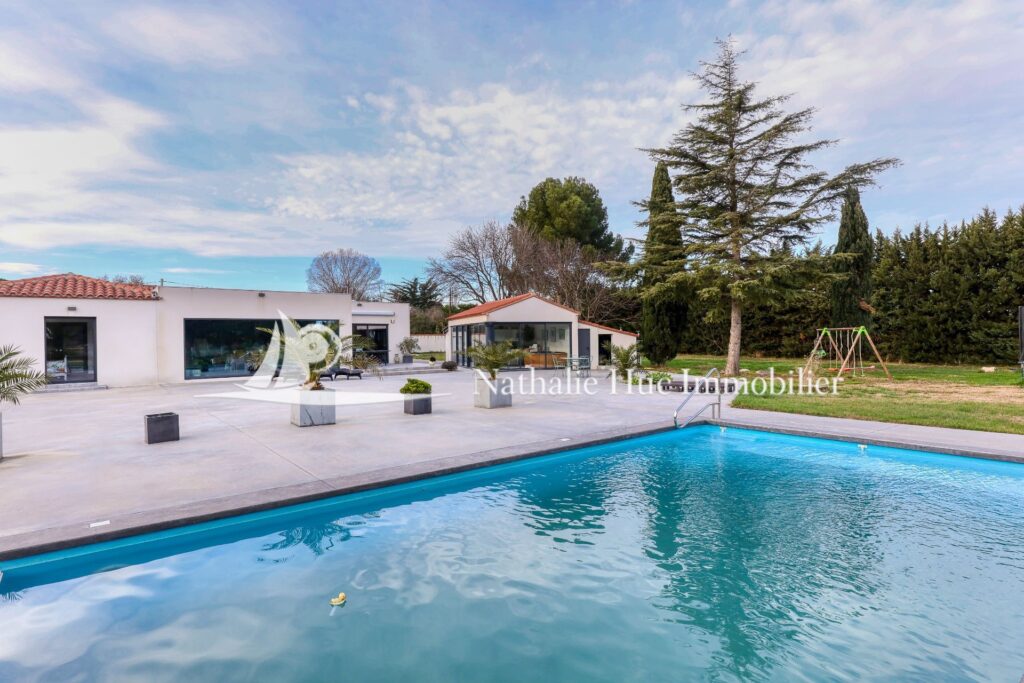 vente propriété 6 Pièce(s) – 6 pièces – 5 chambres – 285.00 m²