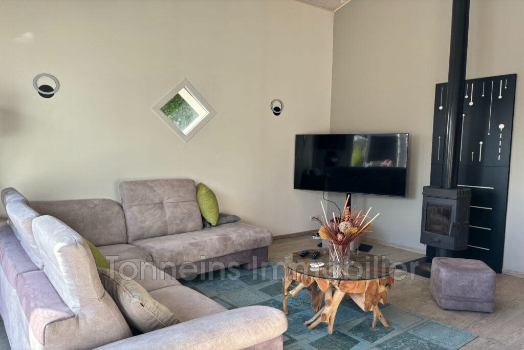 vente maison 8 Pièce(s) – 8 pièces – 3 chambres – 270.00 m²