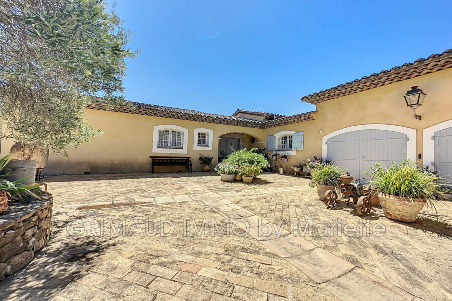 Maison à vendre à Grimaud