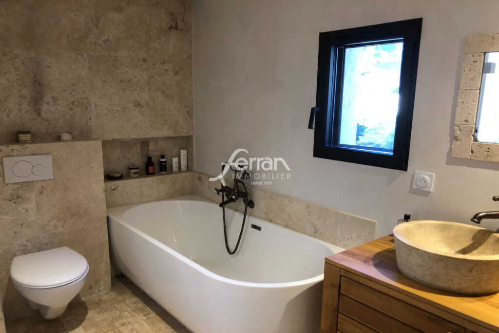 A vendre à Callas maison récente – NR pièces – 2 chambres – 70.00 m²