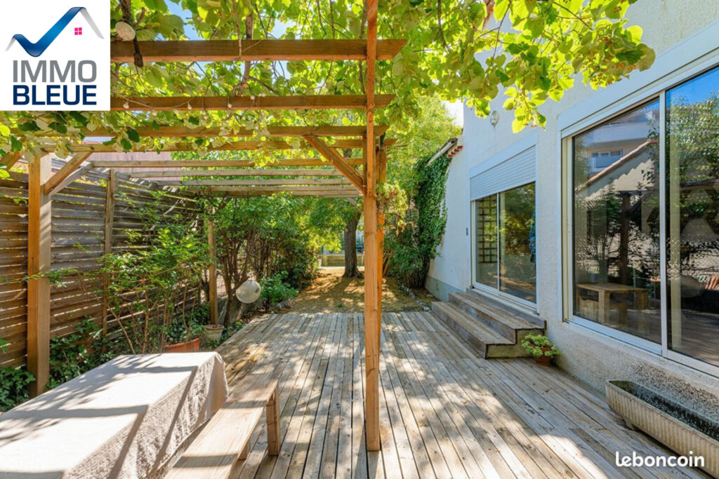 vente maison 6 Pièce(s) – 6 pièces – 3 chambres – 109.00 m²