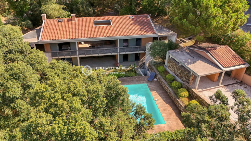 Villa d’architecte 4 chambres 200m², à deux pas du village, pi – 6 pièces – 4 chambres – 200.00 m²