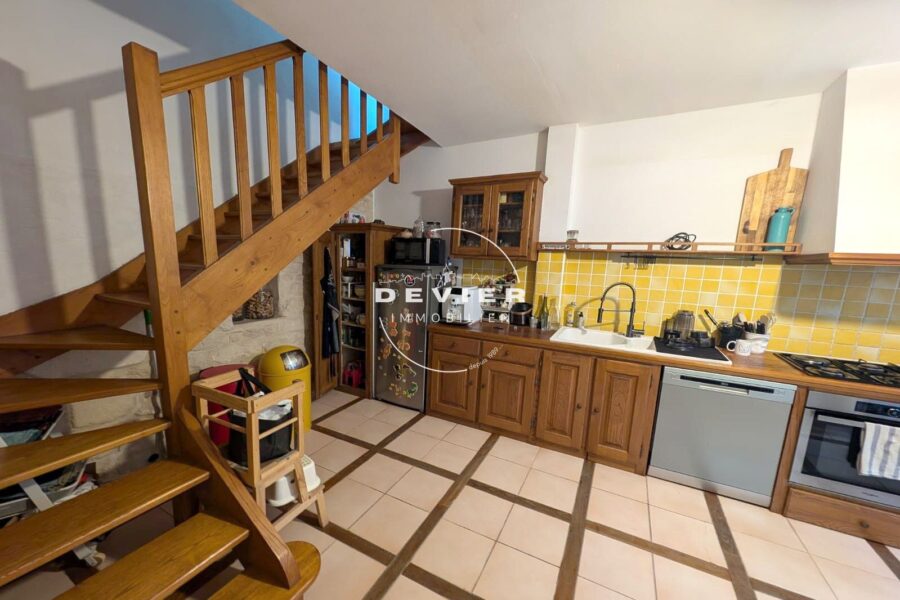Maison à vendre à Saint-geniès-des-mourgues