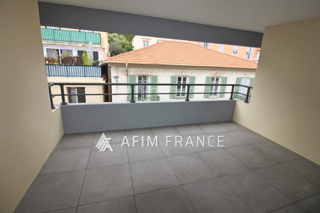 Cap d’Ail, rue Jean Bono, aux portes de Monaco, spacieux studi – 1 pièce – NR chambres – 32.11 m²