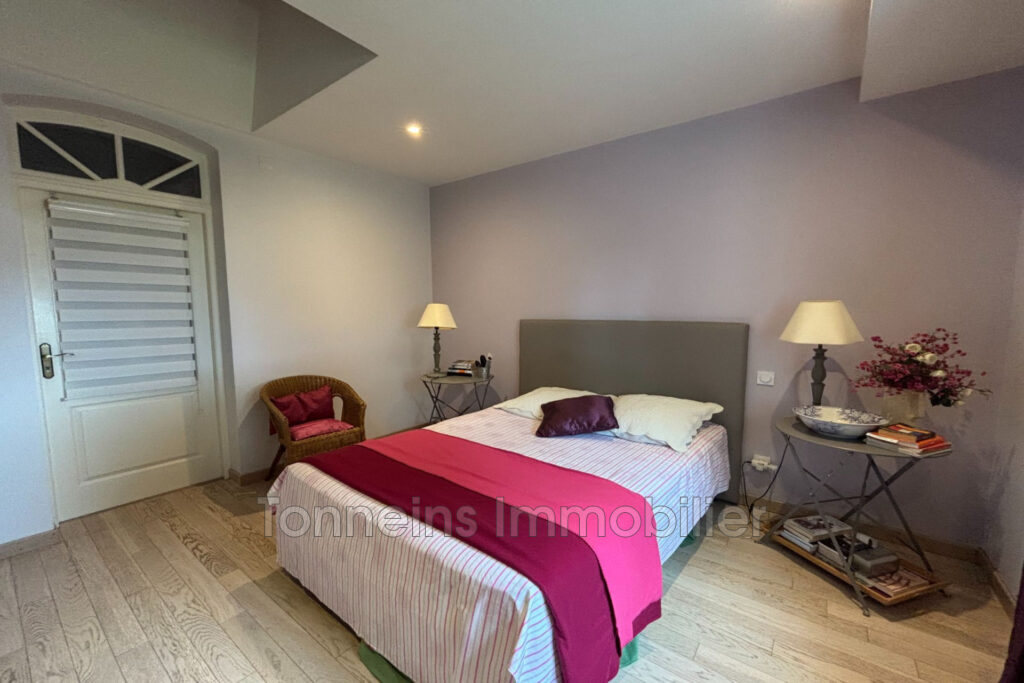 vente maison 5 Pièce(s) – 5 pièces – 4 chambres – 170.40 m²