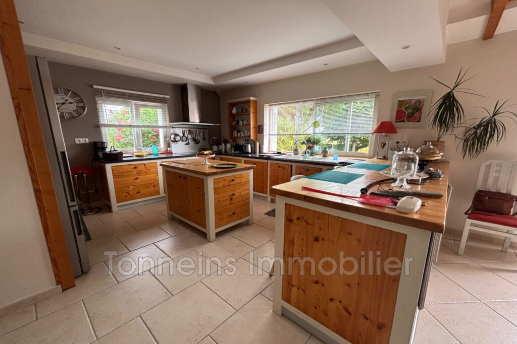 vente maison 5 Pièce(s) – 5 pièces – 4 chambres – 170.40 m²