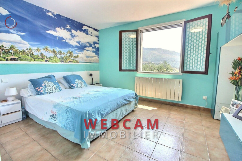 vente maison 5 Pièce(s) – 5 pièces – 4 chambres – 211.00 m²