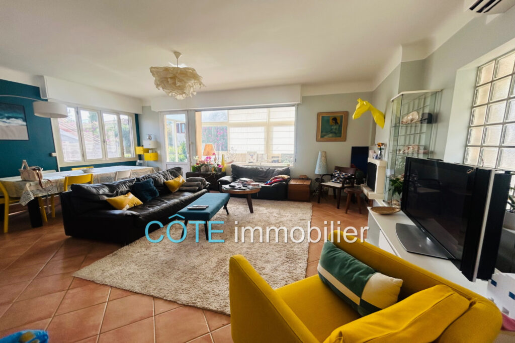 Badine-Tramontane maison de plain-pied avec piscine – 4 pièces – 3 chambres – 96.00 m²