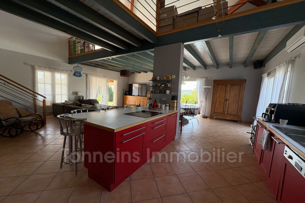 vente maison – NR pièces – 3 chambres – 196.12 m²