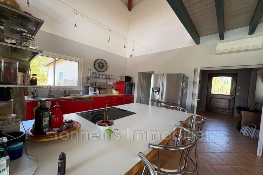 vente maison – NR pièces – 3 chambres – 196.12 m²