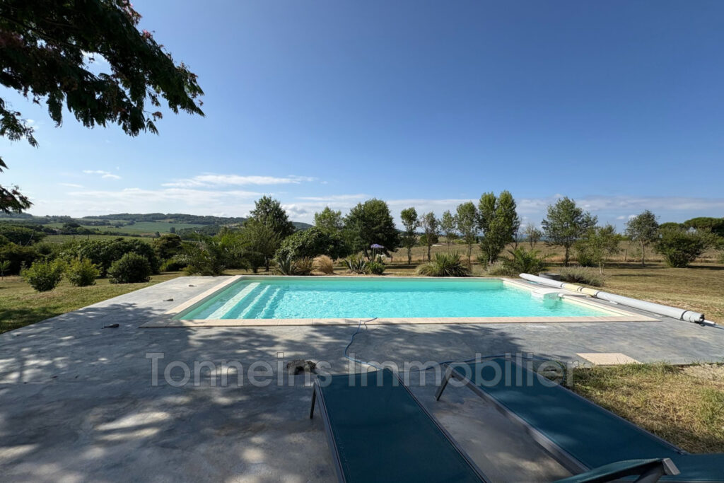 vente maison – NR pièces – 3 chambres – 196.12 m²