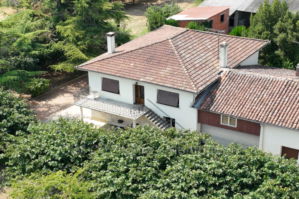 vente maison 6 Pièce(s) – 6 pièces – 5 chambres – 175.00 m²