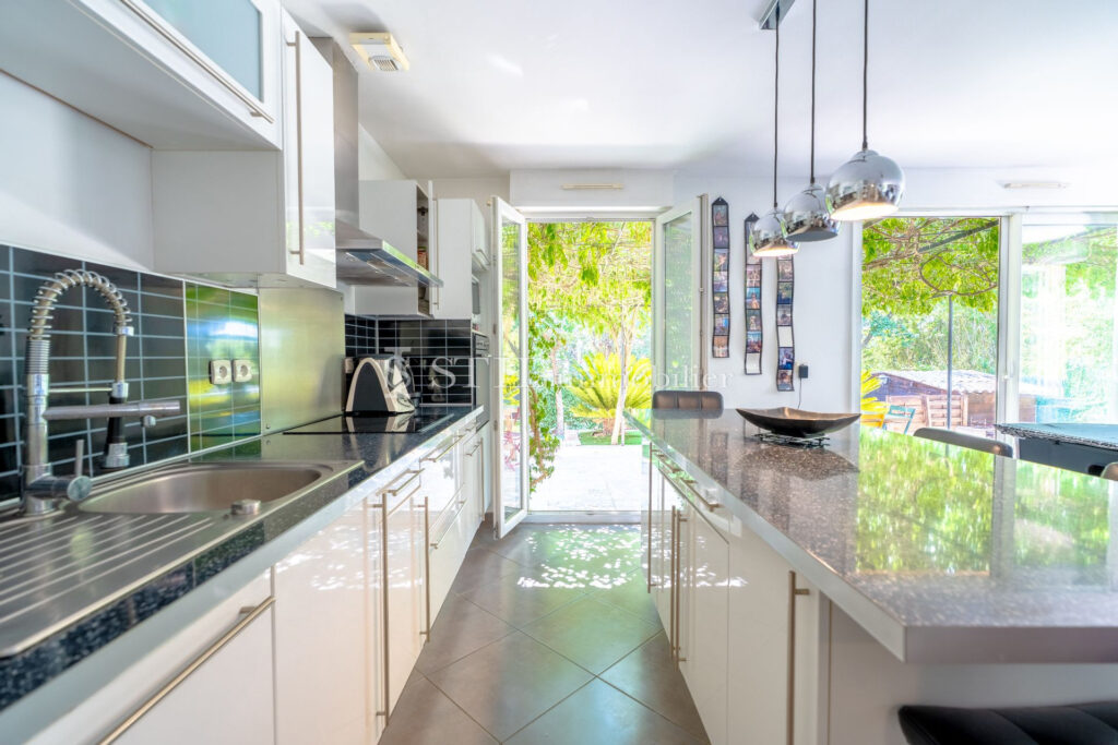 vente maison 4 Pièce(s) – 4 pièces – 3 chambres – 100.00 m²