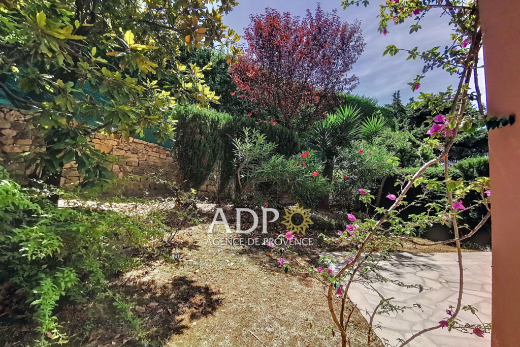 Ce bien est à vendre en enchère interactive réalisée par ENCHE – 3 pièces – 2 chambres – 89.32 m²