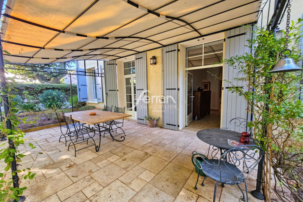 RARE A LA VENTE : appartement T3 en rez de jardin dans une bas – 3 pièces – 2 chambres – 70.00 m²