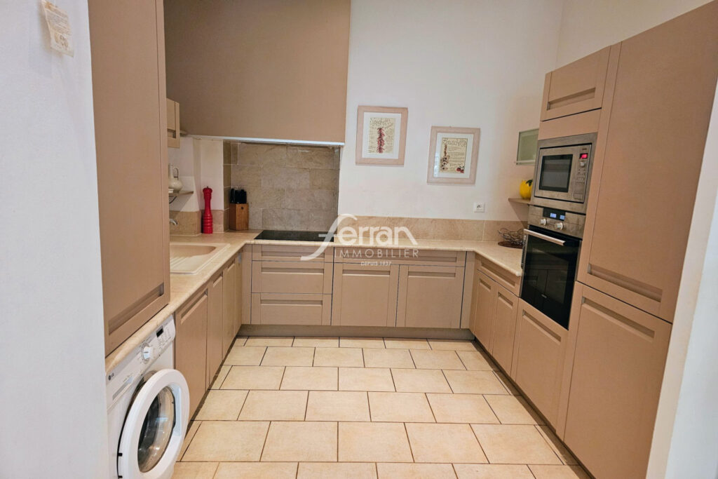 RARE A LA VENTE : appartement T3 en rez de jardin dans une bas – 3 pièces – 2 chambres – 70.00 m²