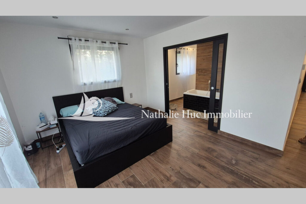 vente propriété 6 Pièce(s) – 6 pièces – 5 chambres – 285.00 m²