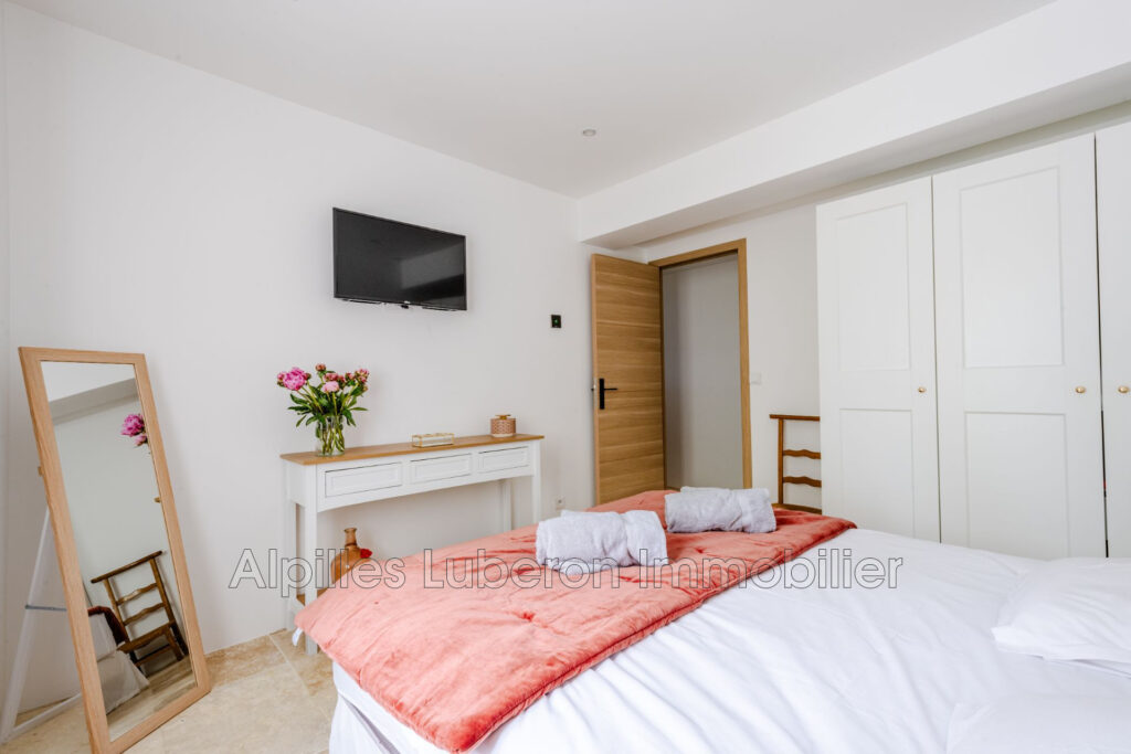 vente mas 9 Pièce(s) – 9 pièces – 6 chambres – 380.00 m²